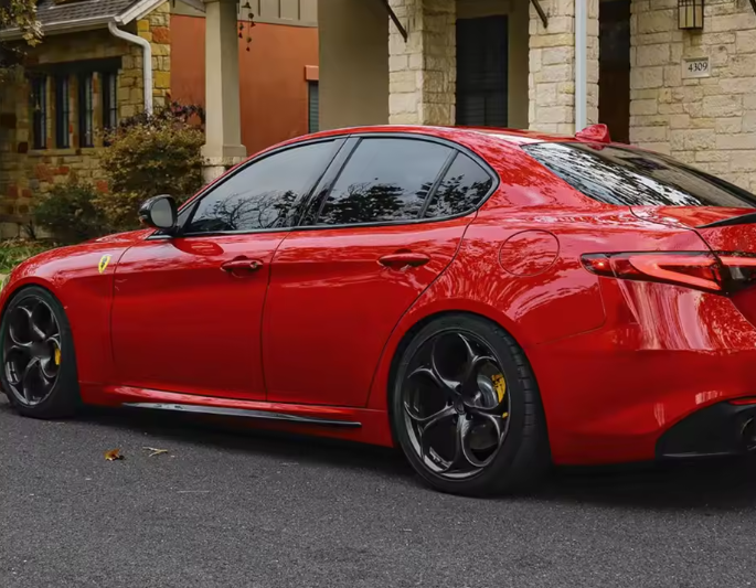 Carbon fiber side skirts for Alfa Romeo GIULA