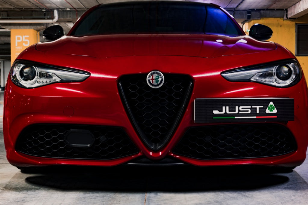 Carbon fiber V scudetto for Alfa Romeo GIULIA