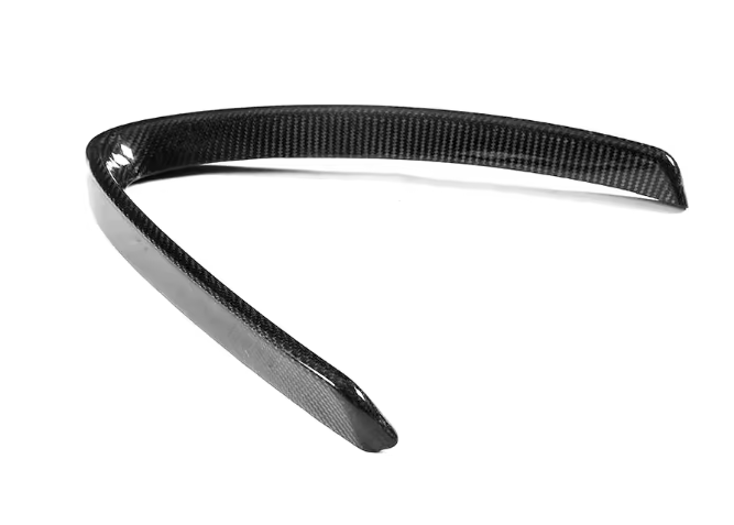 Carbon fiber V scudetto for Alfa Romeo GIULIA